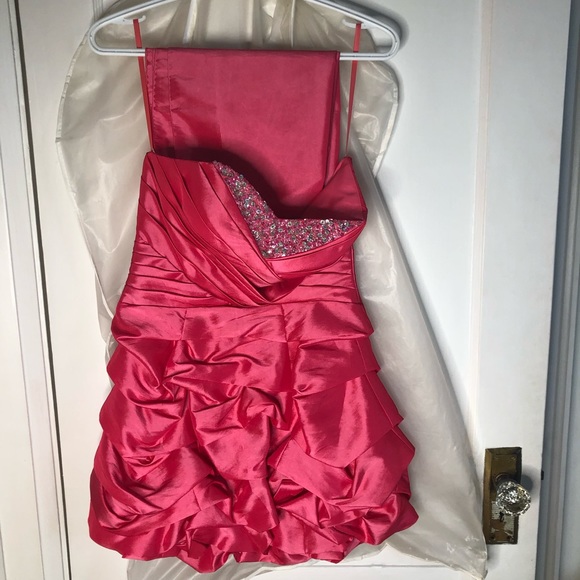 Girls ruffled pink sequenced dress - Picture 2 of 4